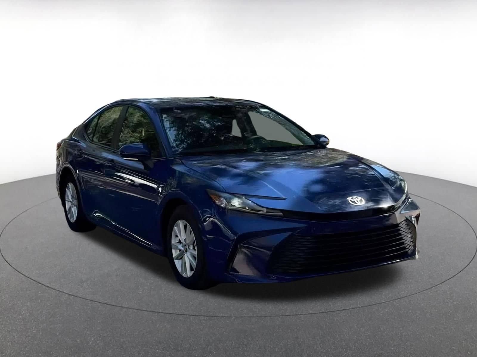 Thumbnail: 2025 Toyota Camry - 3
