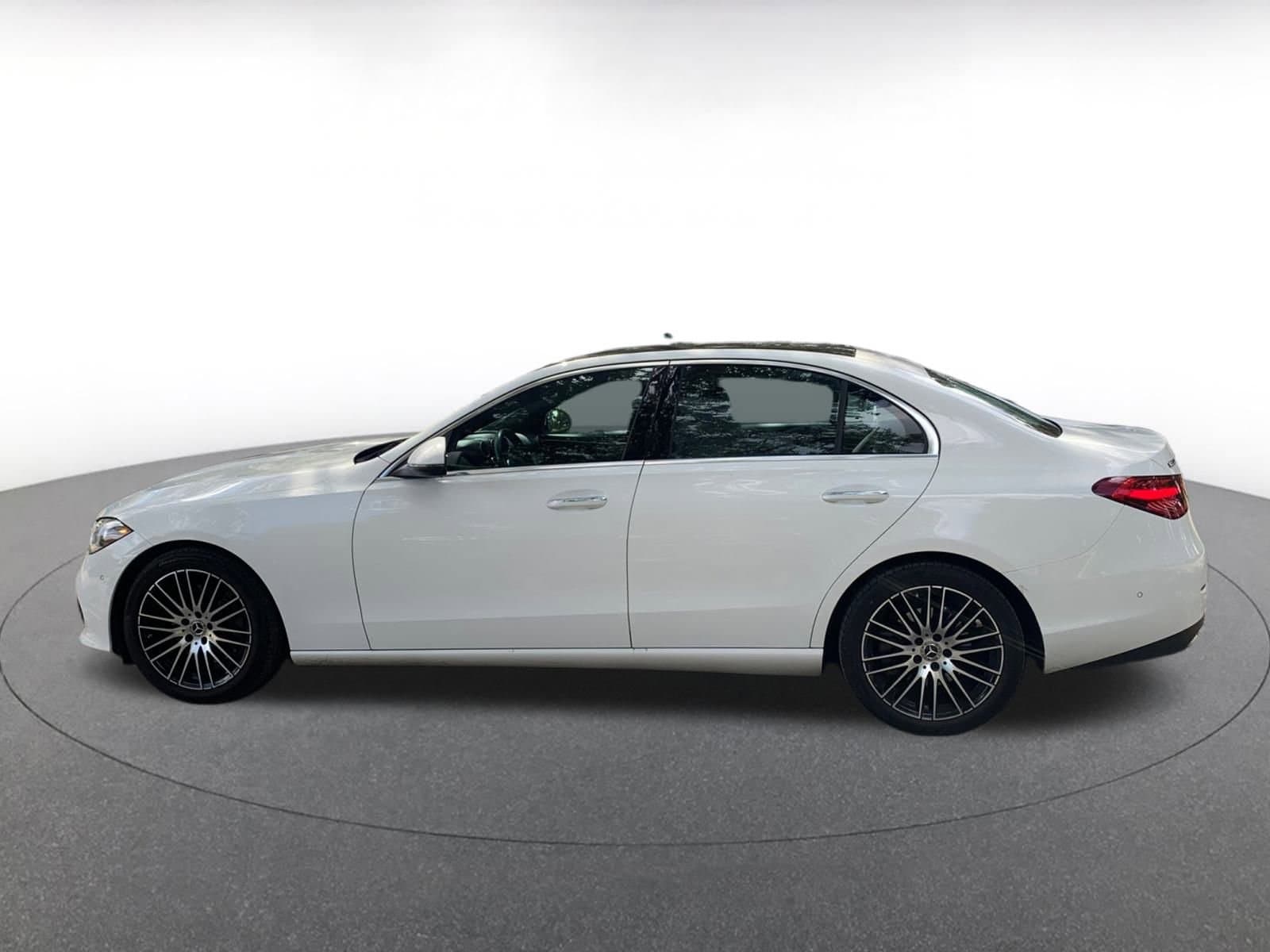 Thumbnail: 2024 Mercedes-Benz C-Class - 4