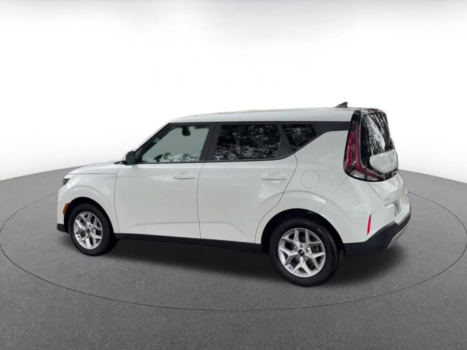 Thumbnail: 2025 Kia Soul - 11
