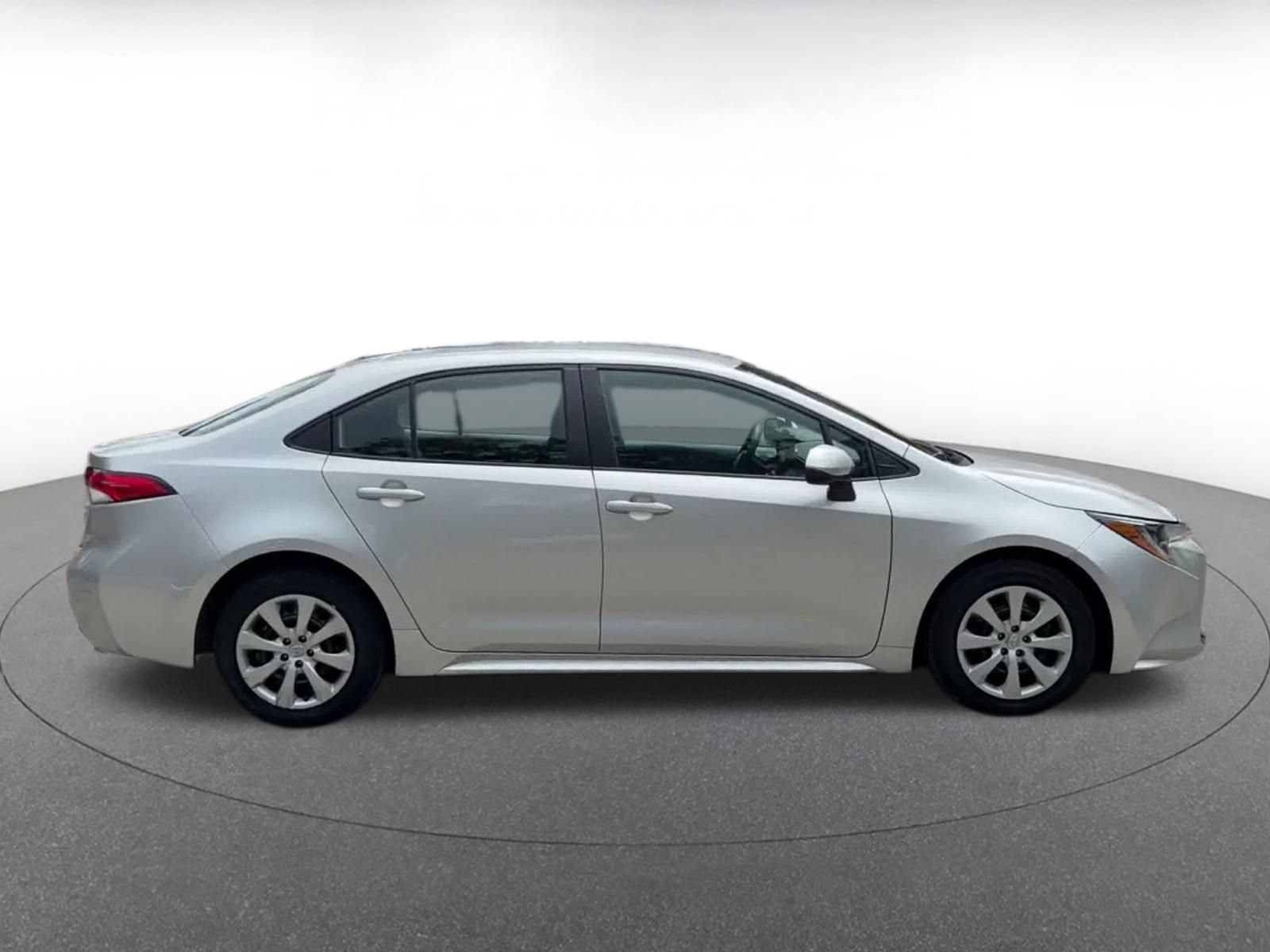 Thumbnail: 2025 Toyota Corolla - 15