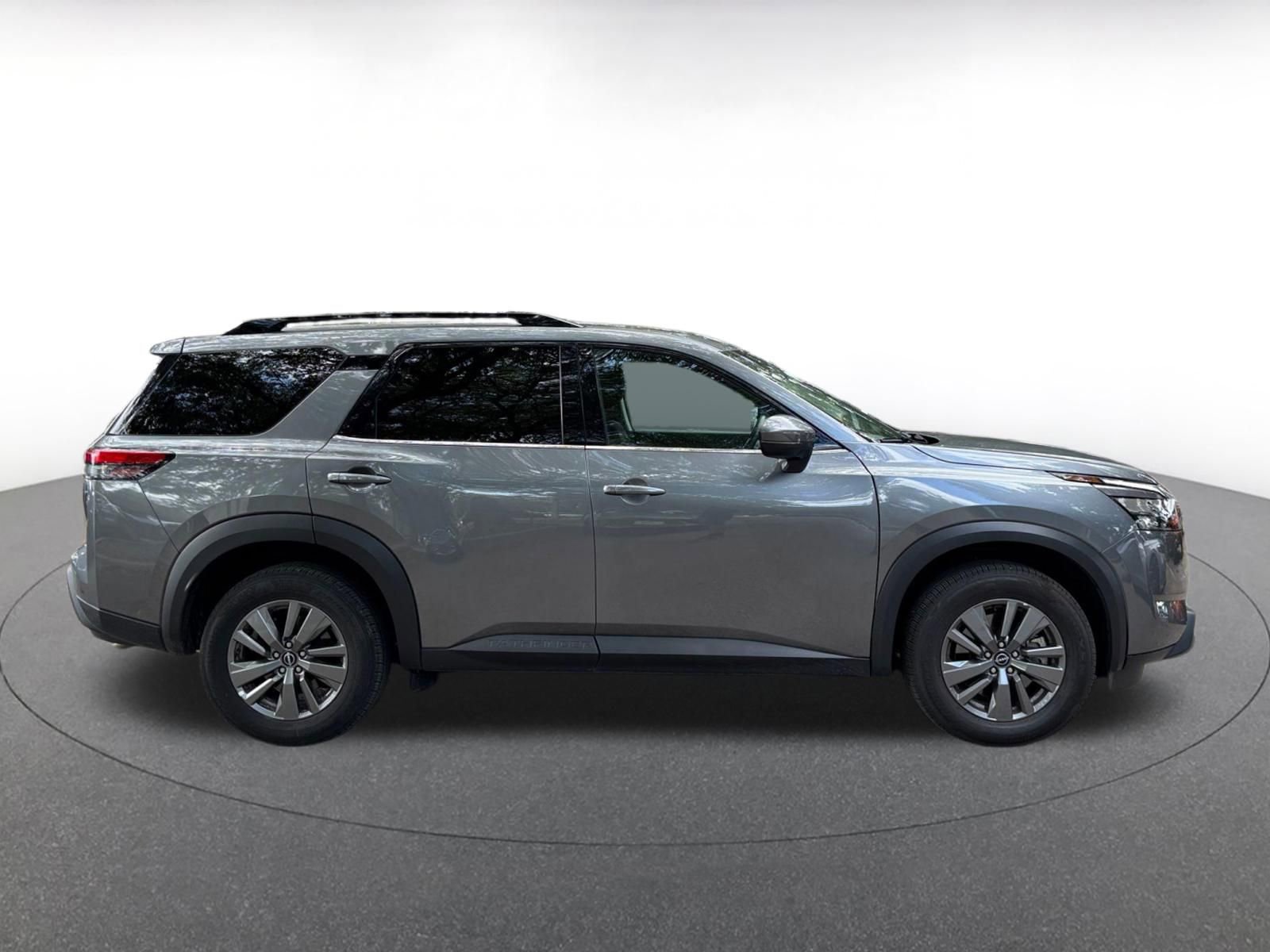 Thumbnail: 2025 Nissan Pathfinder - 14