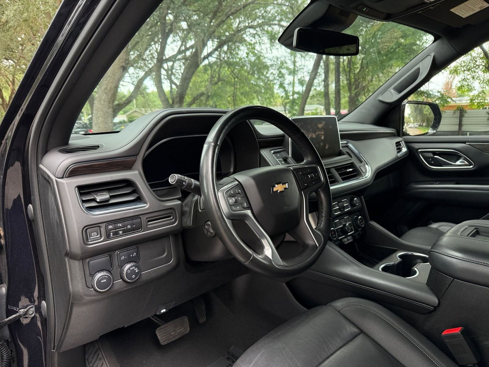 Thumbnail: 2023 Chevrolet Tahoe - 34