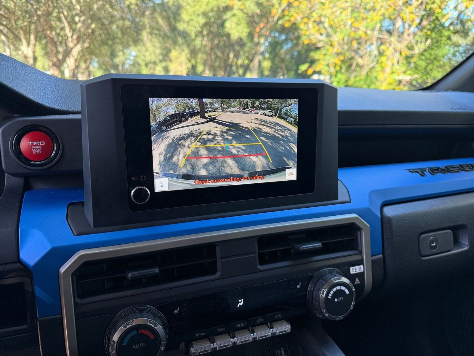 Thumbnail: 2025 Toyota Tacoma - 17