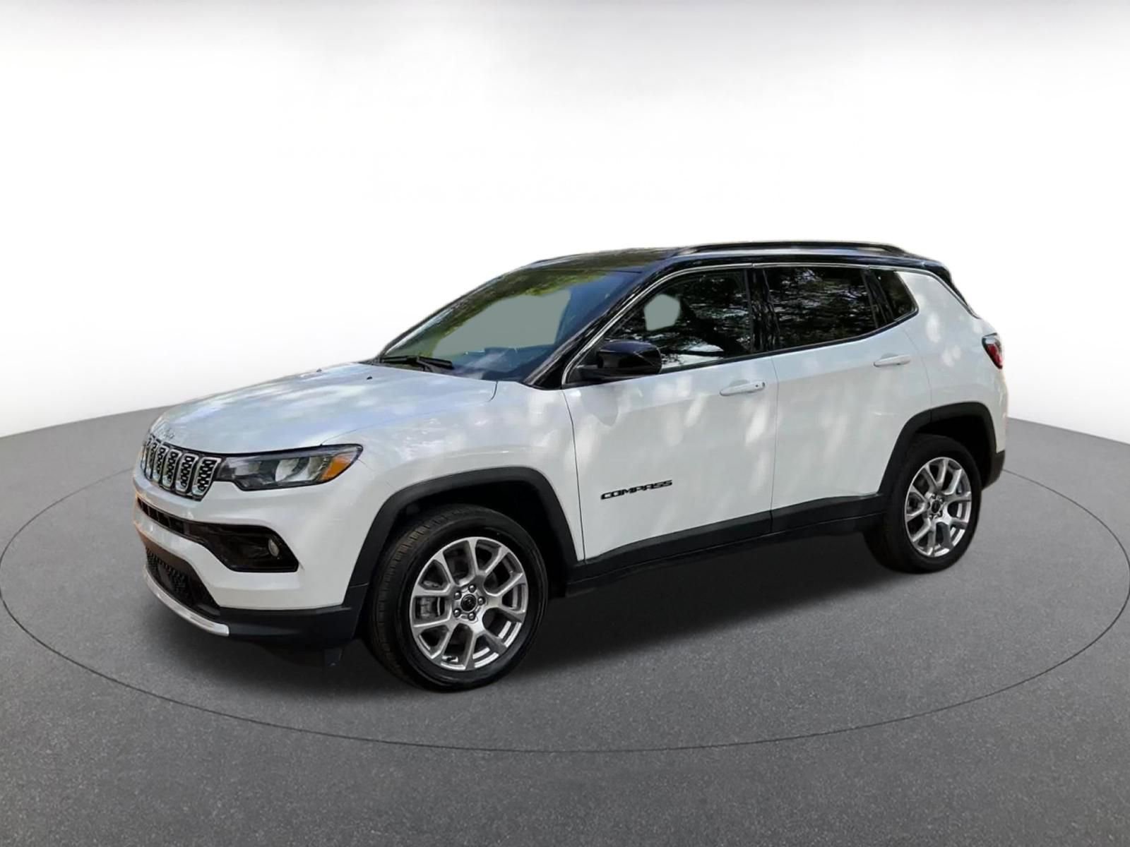 Thumbnail: 2025 Jeep Compass - 8