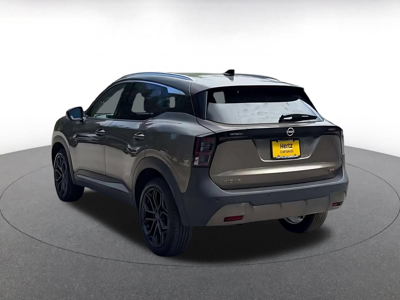 Thumbnail: 2026 Nissan Kicks - 10