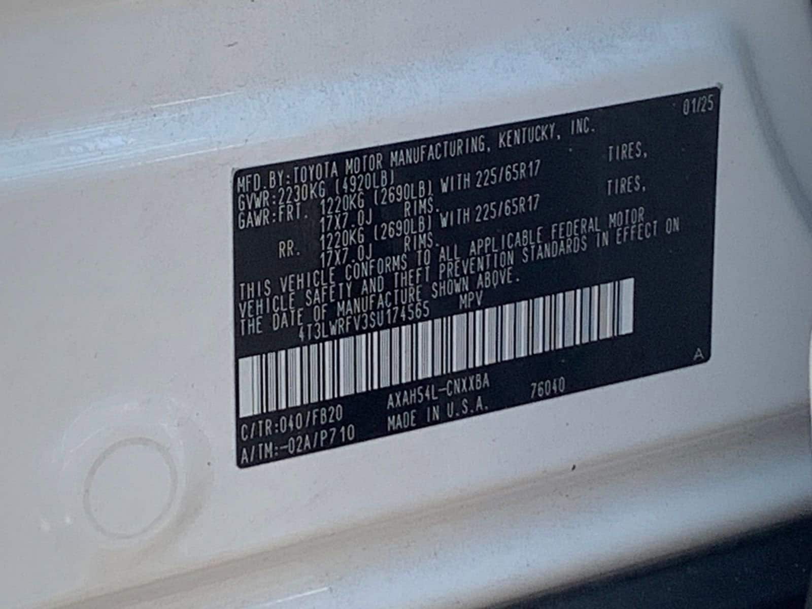 Thumbnail: 2025 Toyota RAV4 - 10