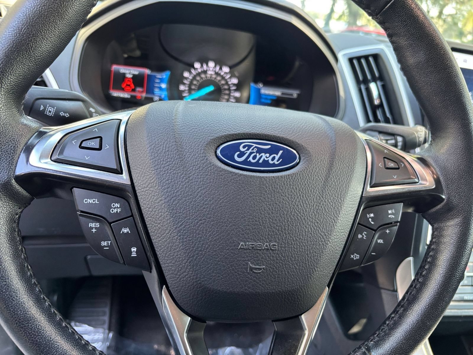 Thumbnail: 2024 Ford Edge - 23