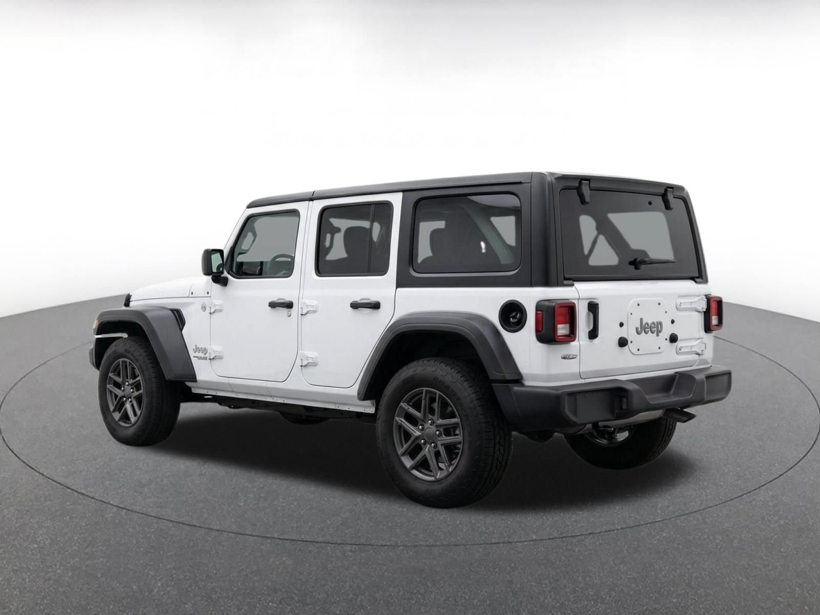 Thumbnail: 2025 Jeep Wrangler - 7