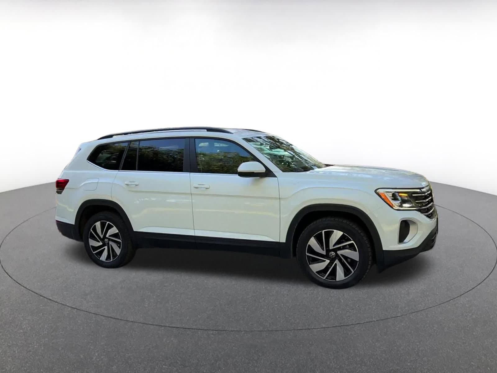 Thumbnail: 2025 Volkswagen Atlas - 2