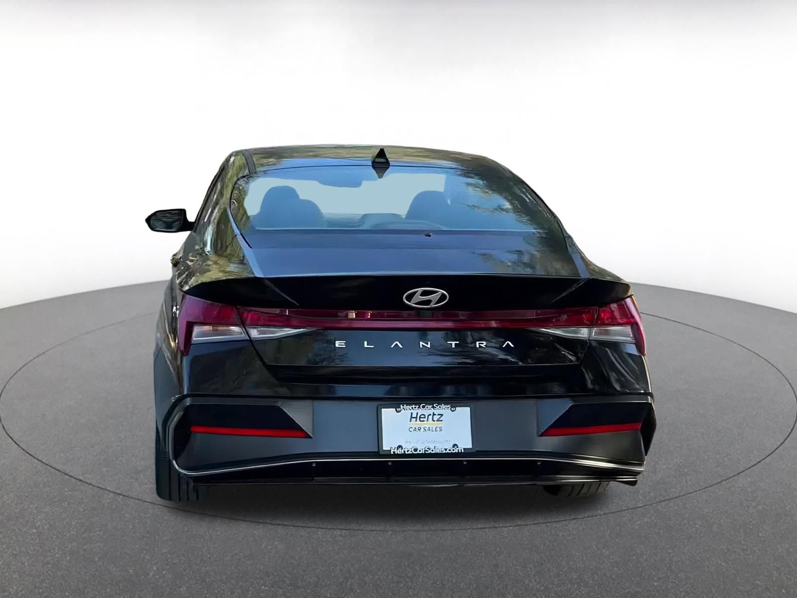 Thumbnail: 2025 Hyundai Elantra - 11