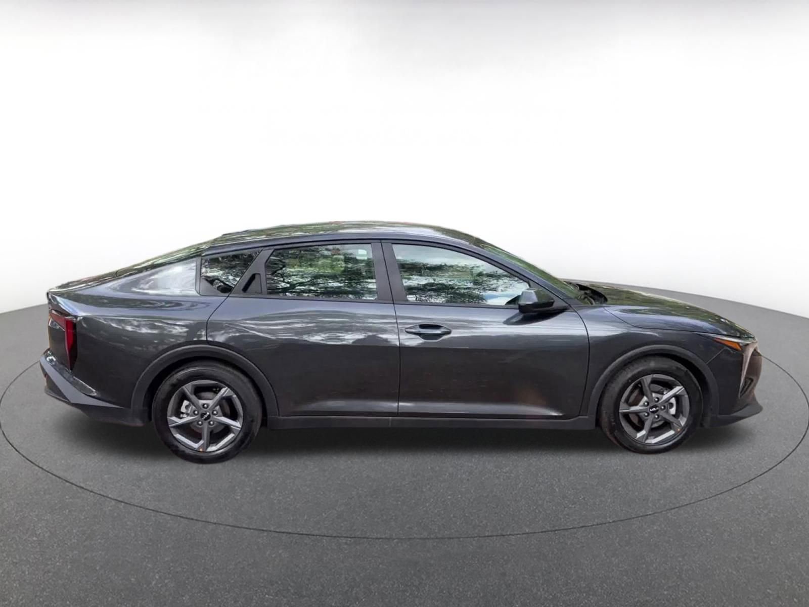 Thumbnail: 2025 Kia K4 - 16