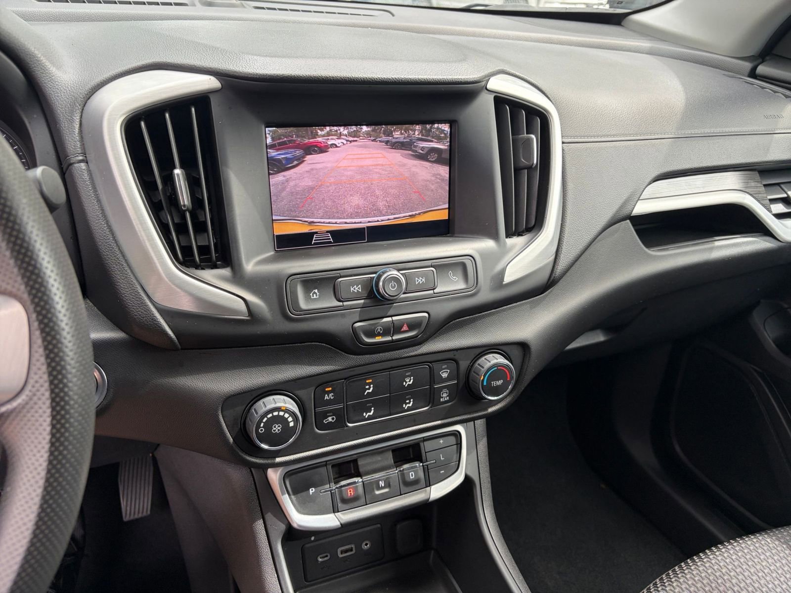 Thumbnail: 2024 GMC Terrain - 17