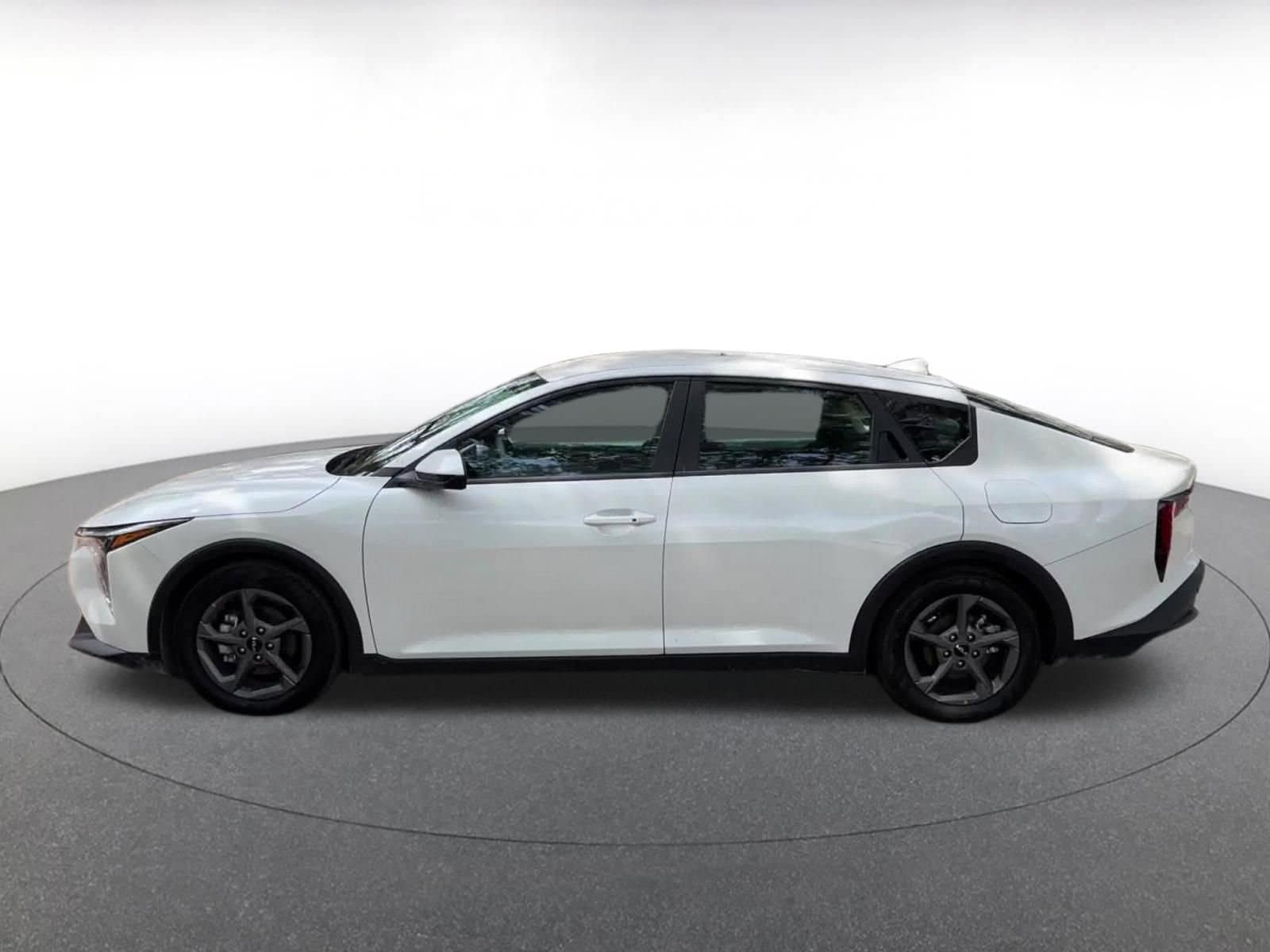 Thumbnail: 2025 Kia K4 - 9