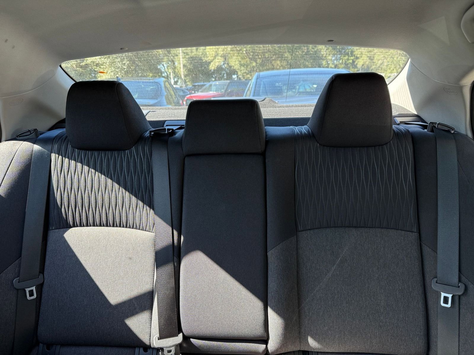 Thumbnail: 2025 Toyota Camry - 32