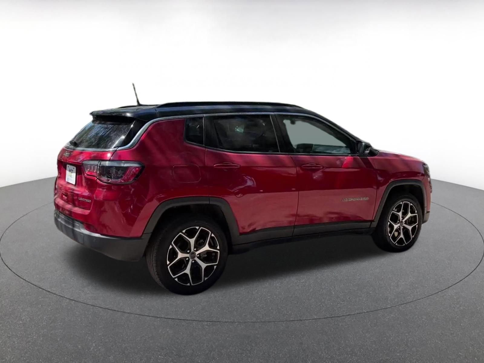 Thumbnail: 2025 Jeep Compass - 14