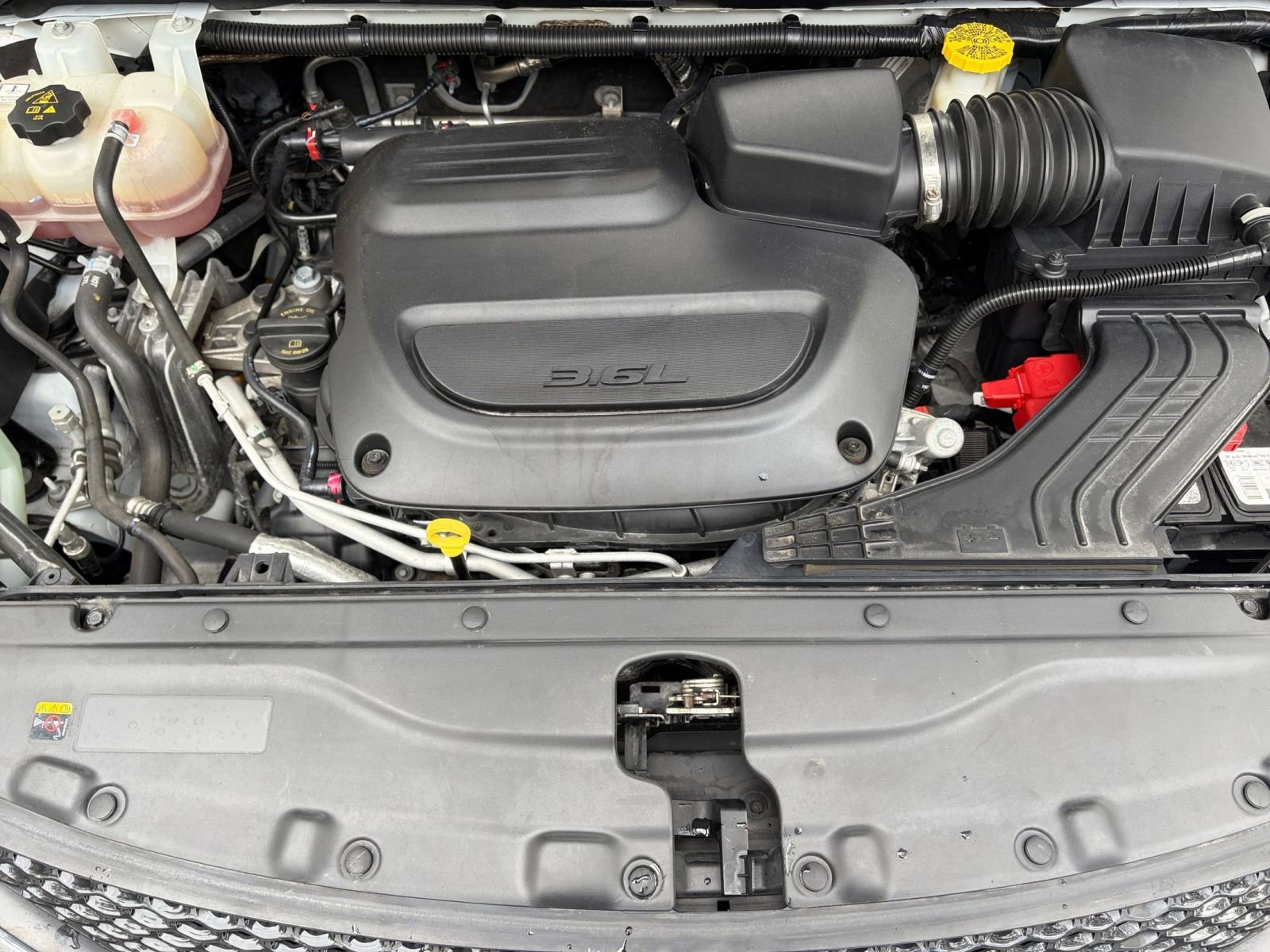 Thumbnail: 2022 Chrysler Voyager - 31