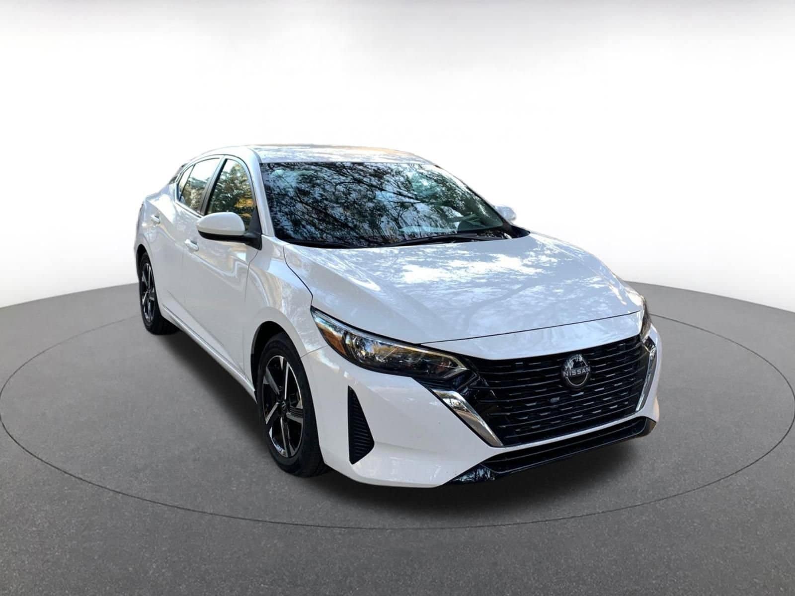 Thumbnail: 2025 Nissan Sentra - 1