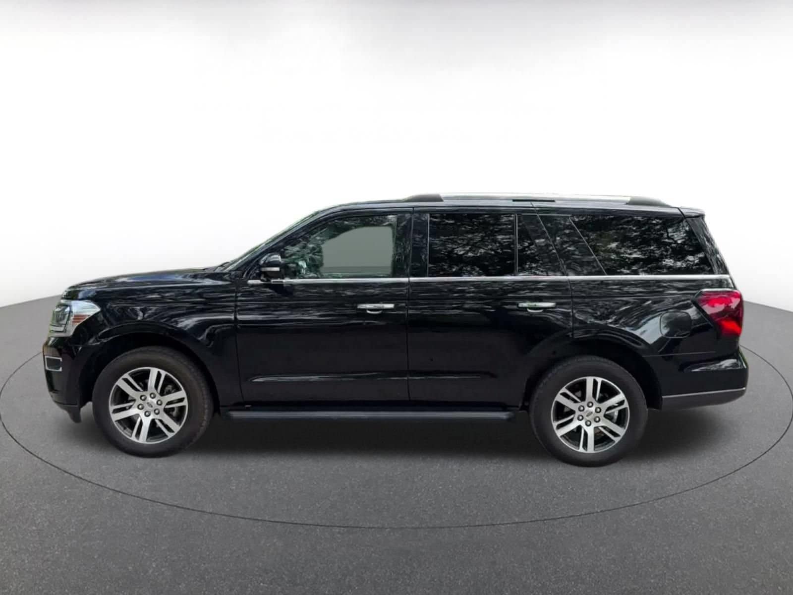Thumbnail: 2024 Ford Expedition - 8