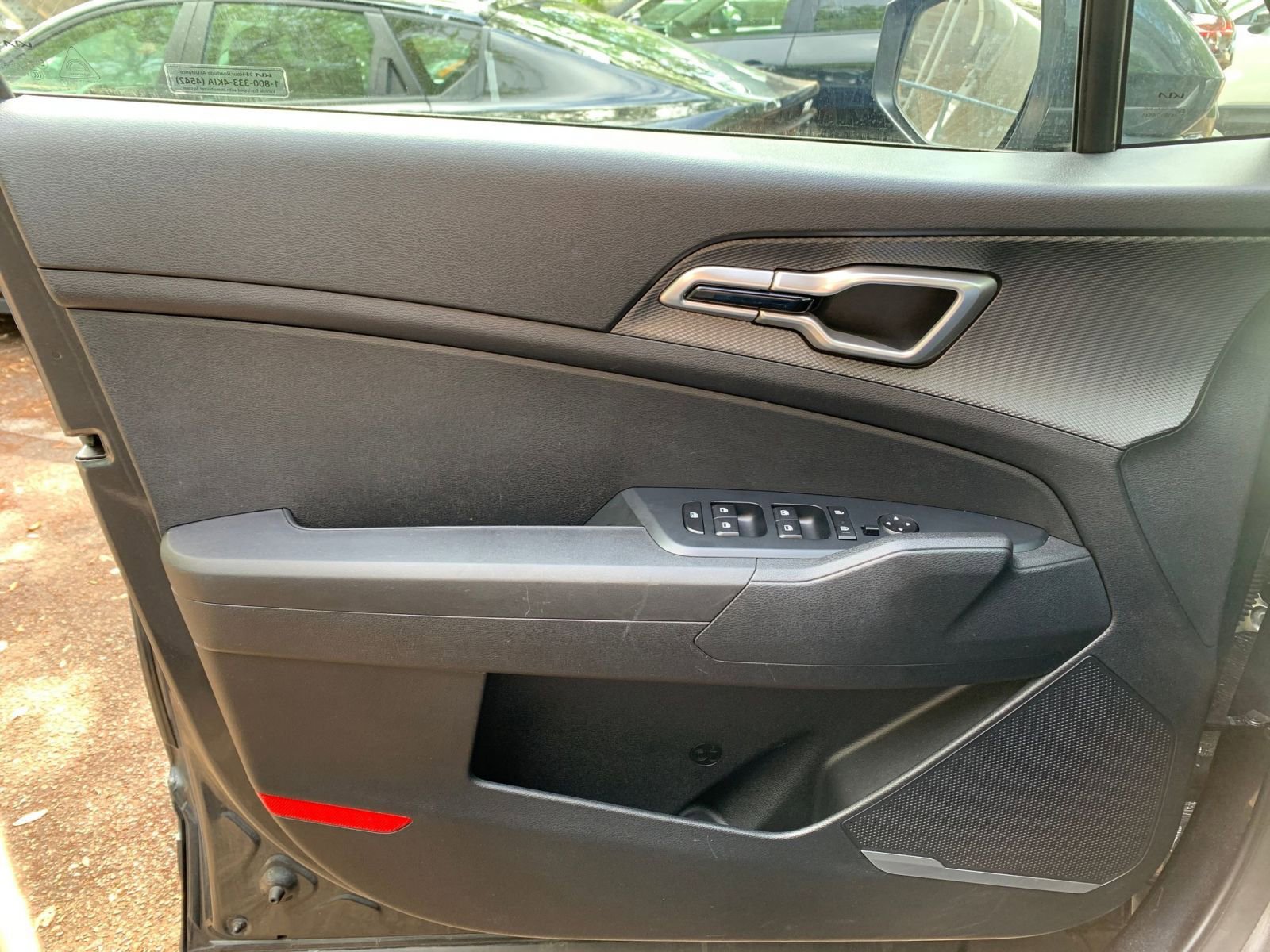 Thumbnail: 2025 Kia Sportage - 18