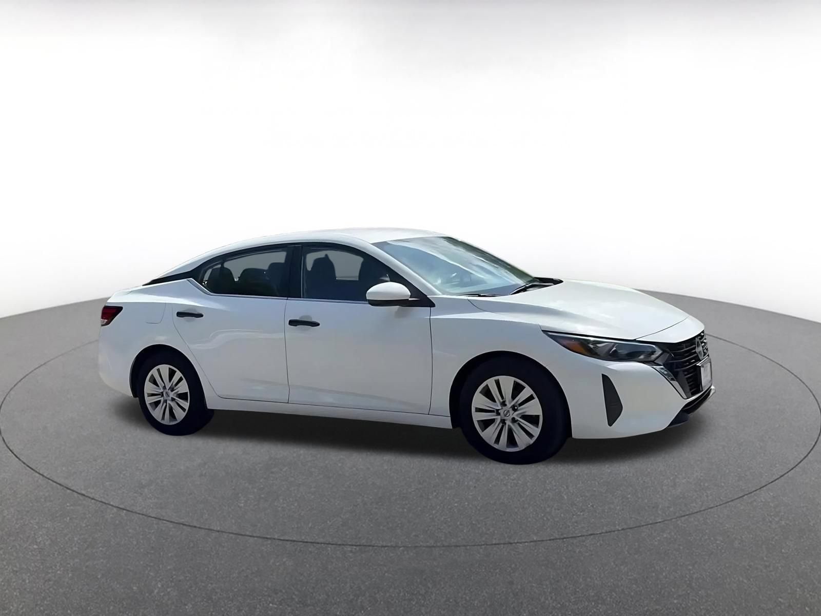 Thumbnail: 2025 Nissan Sentra - 2