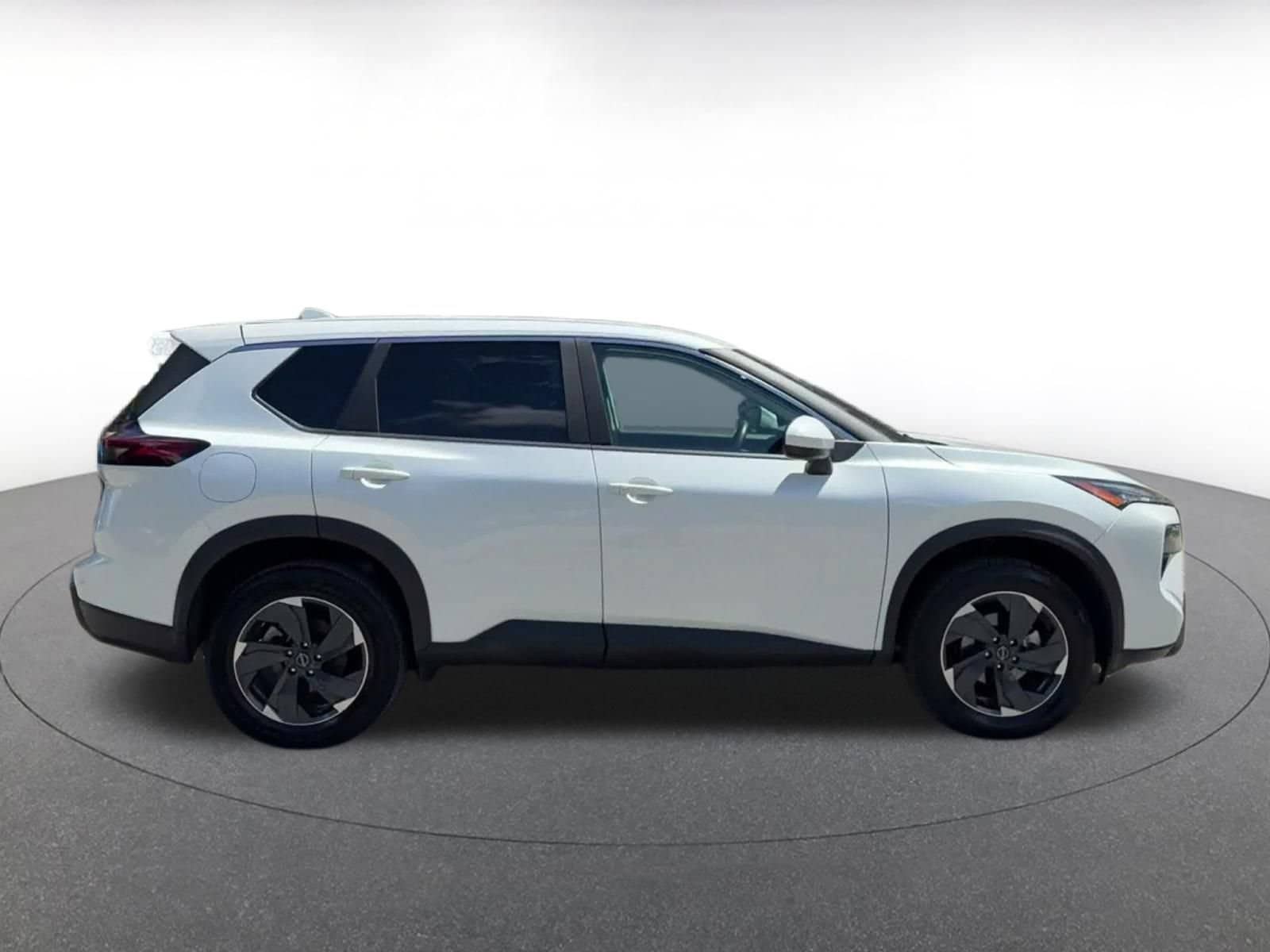 Thumbnail: 2025 Nissan Rogue - 15