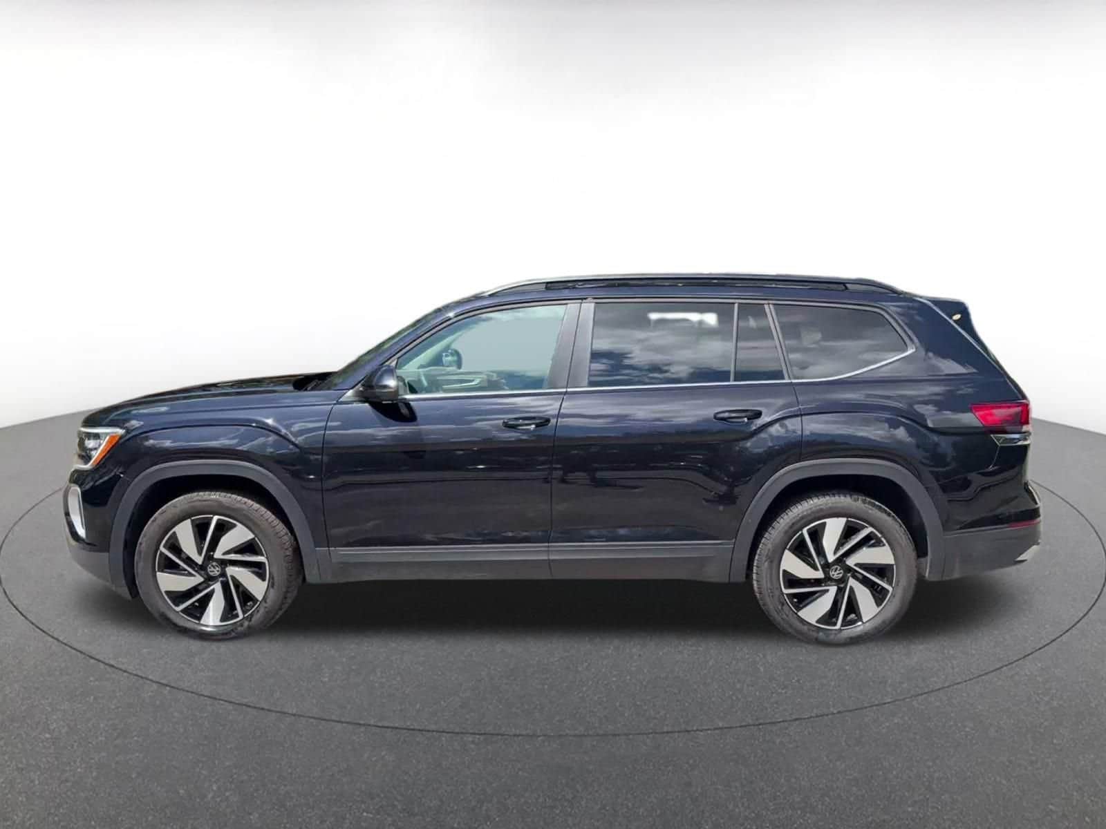 Thumbnail: 2026 Volkswagen Atlas - 8