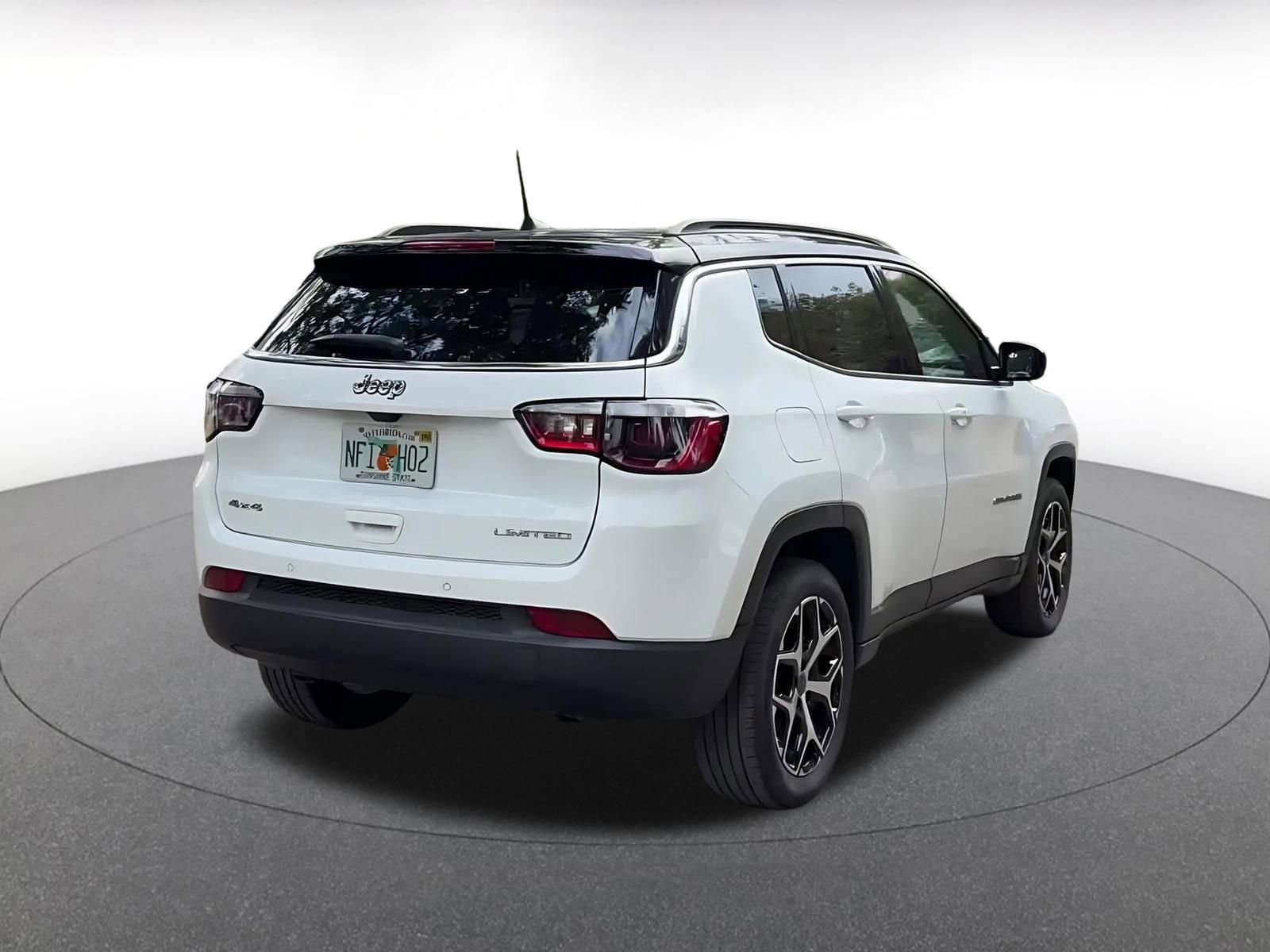 Thumbnail: 2025 Jeep Compass - 15