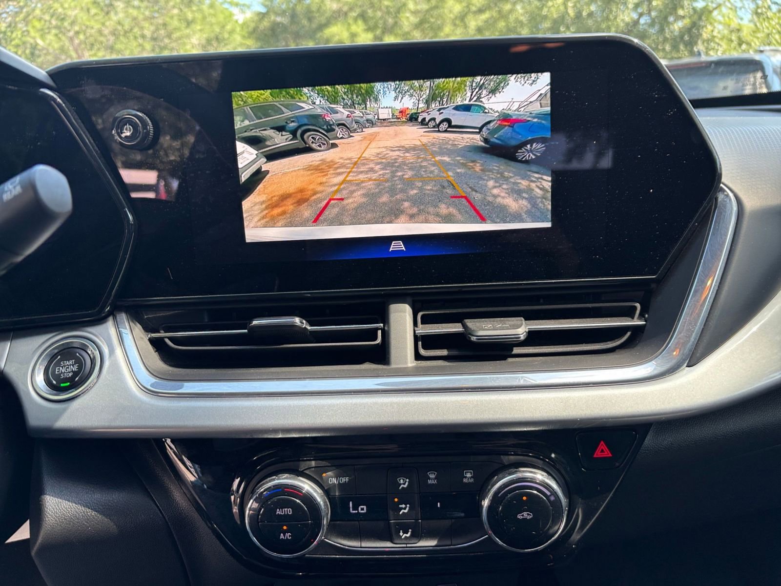 Thumbnail: 2025 Chevrolet Trax - 17