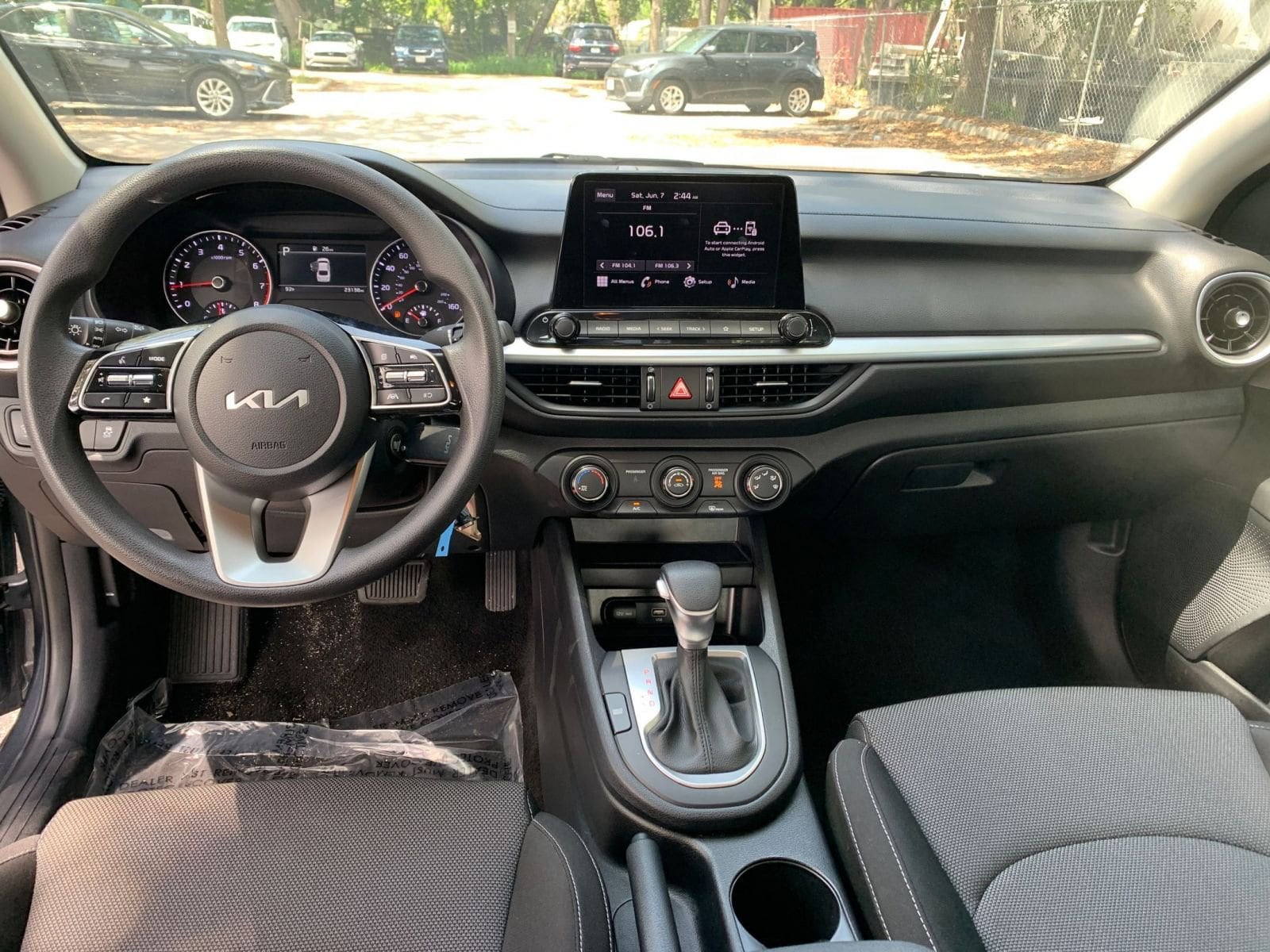 Thumbnail: 2024 Kia Forte - 27