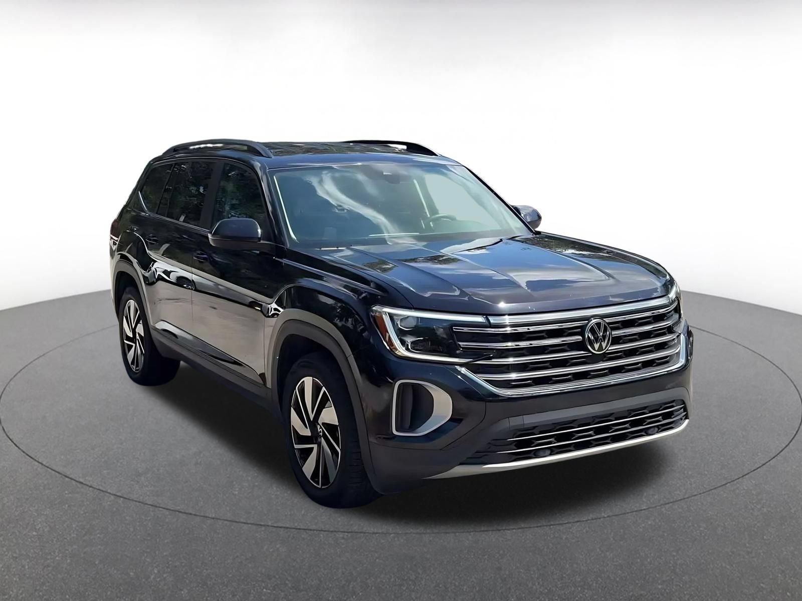 Thumbnail: 2026 Volkswagen Atlas - 3