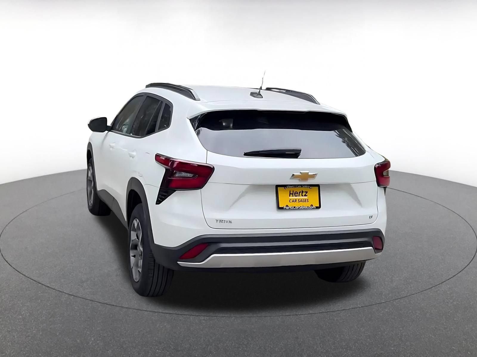 Thumbnail: 2025 Chevrolet Trax - 11