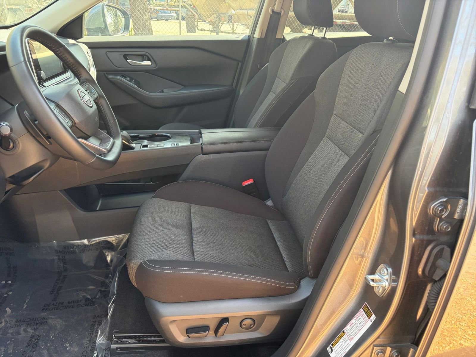 Thumbnail: 2025 Nissan Rogue - 24