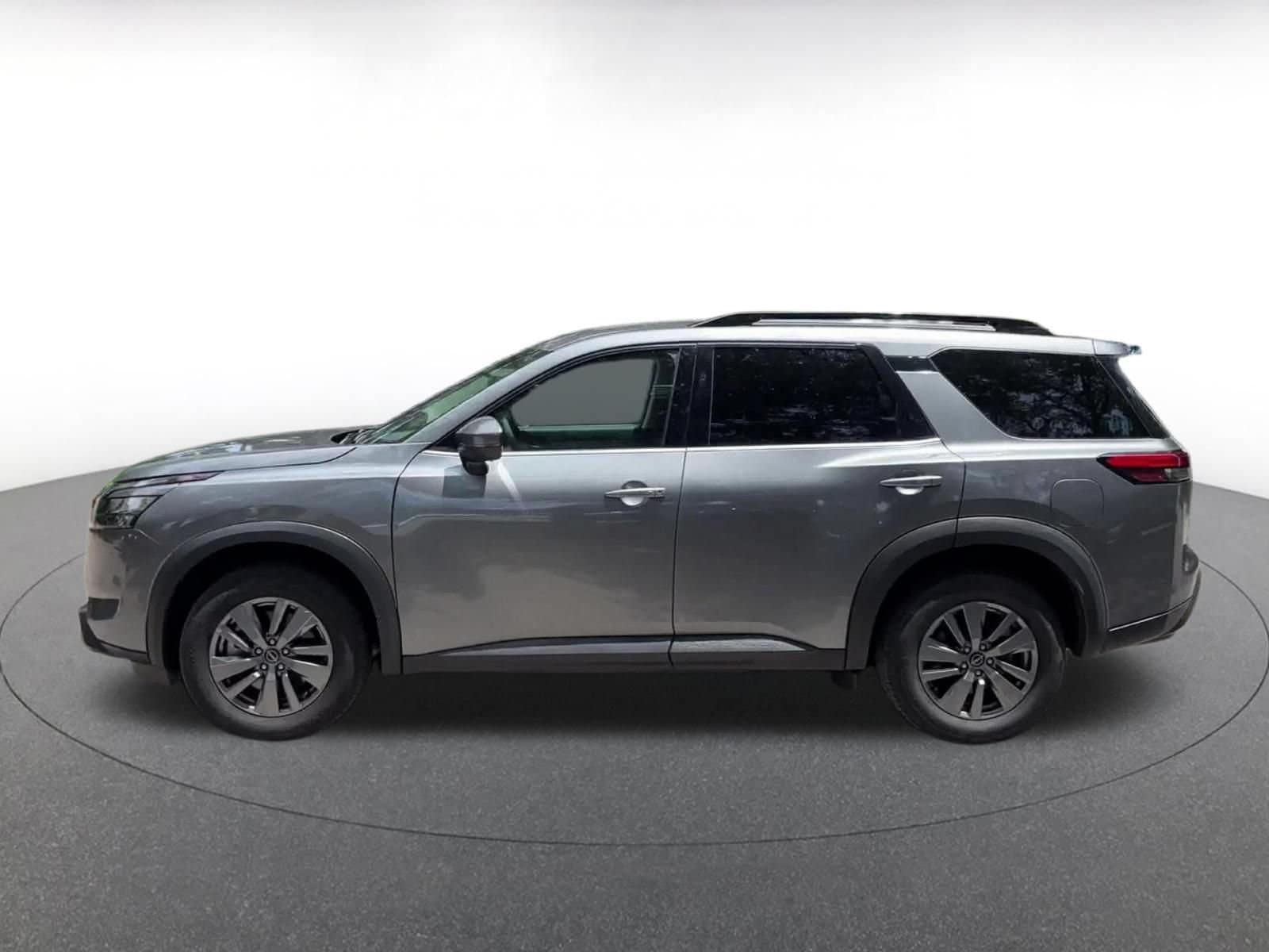 Thumbnail: 2025 Nissan Pathfinder - 9