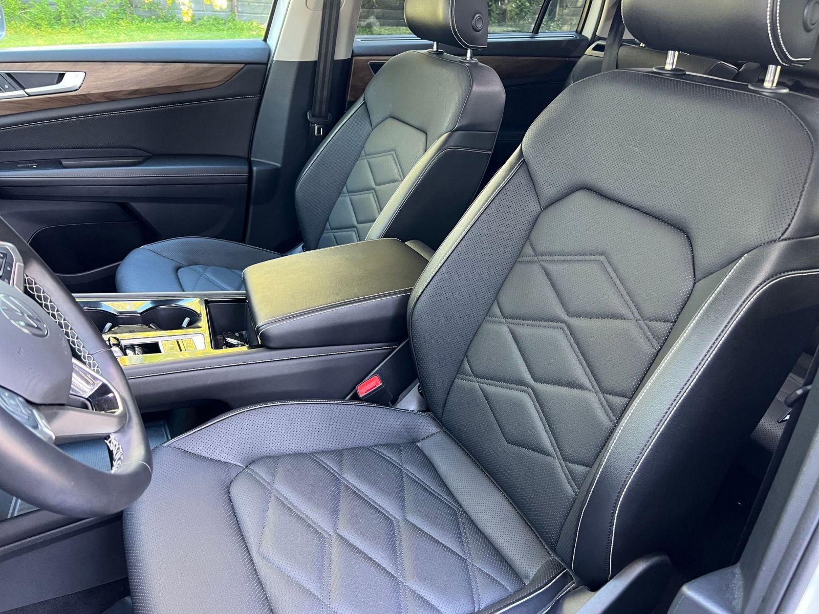 Thumbnail: 2025 Volkswagen Atlas - 30