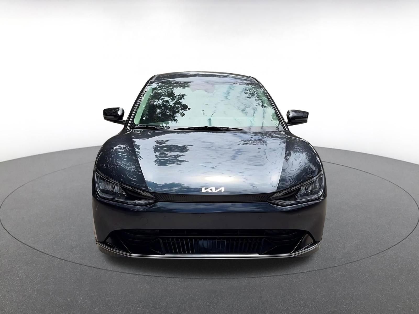 Thumbnail: 2024 Kia EV6 - 4