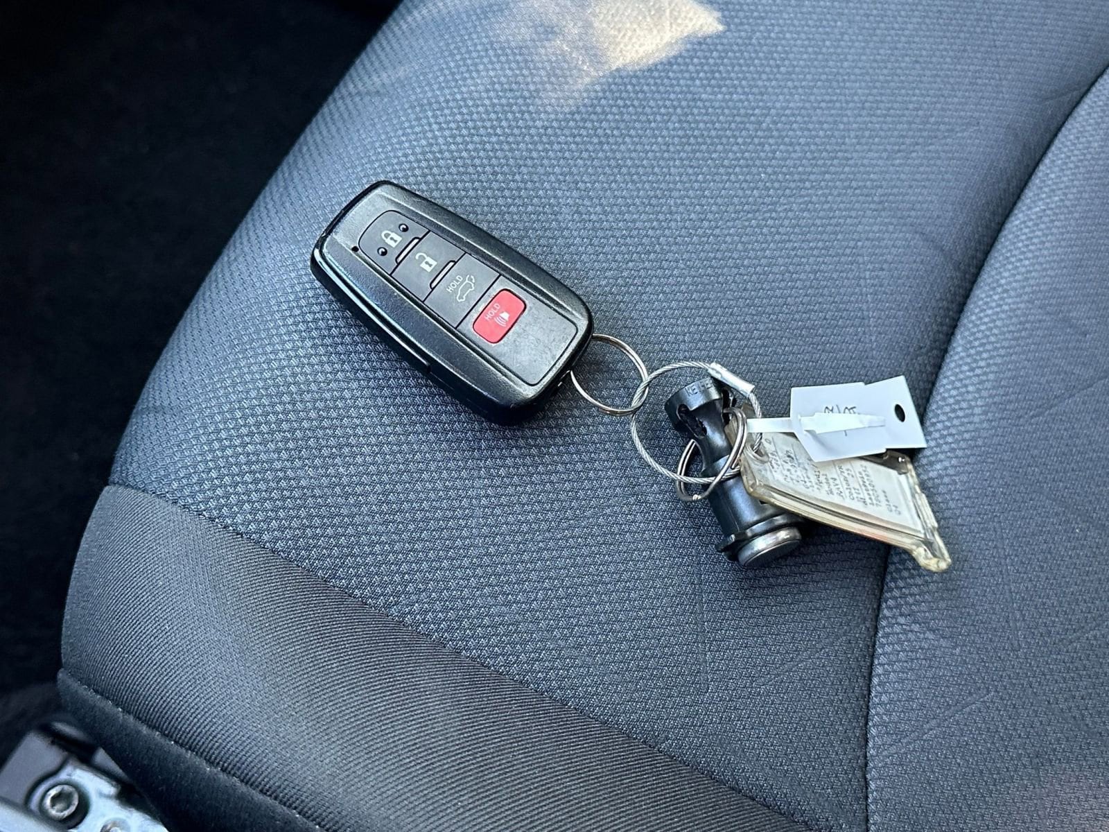 Thumbnail: 2025 Toyota RAV4 - 18