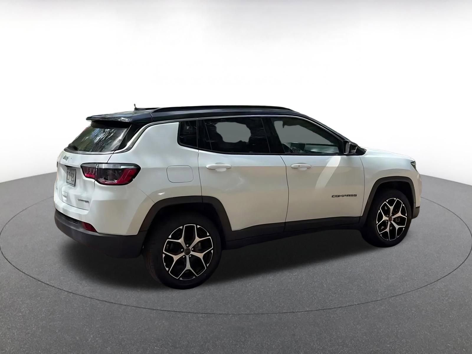 Thumbnail: 2025 Jeep Compass - 16