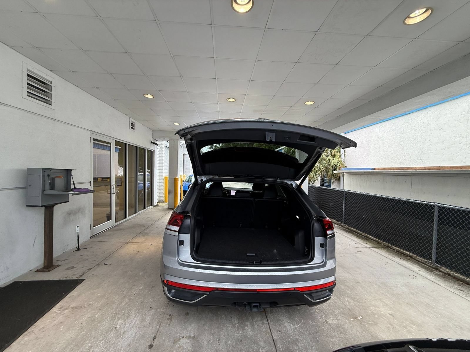 Thumbnail: 2026 Volkswagen Atlas - 28
