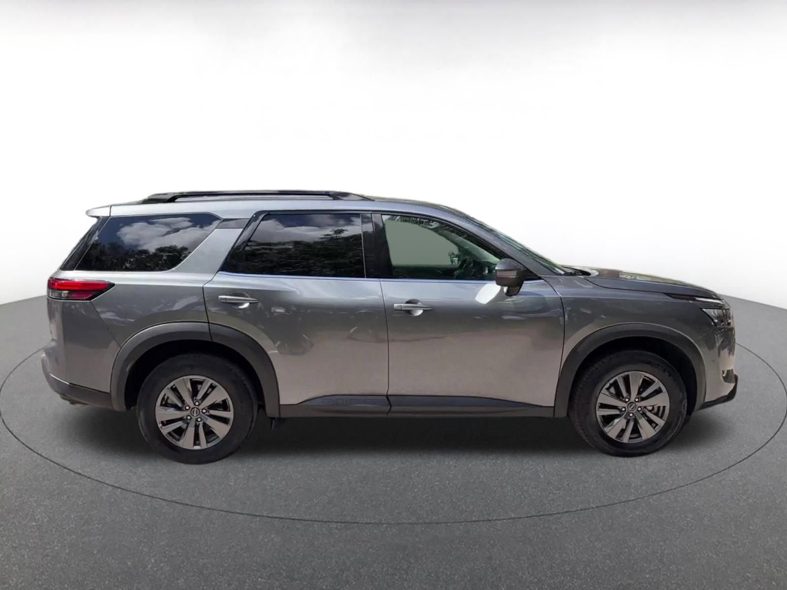 Thumbnail: 2025 Nissan Pathfinder - 16