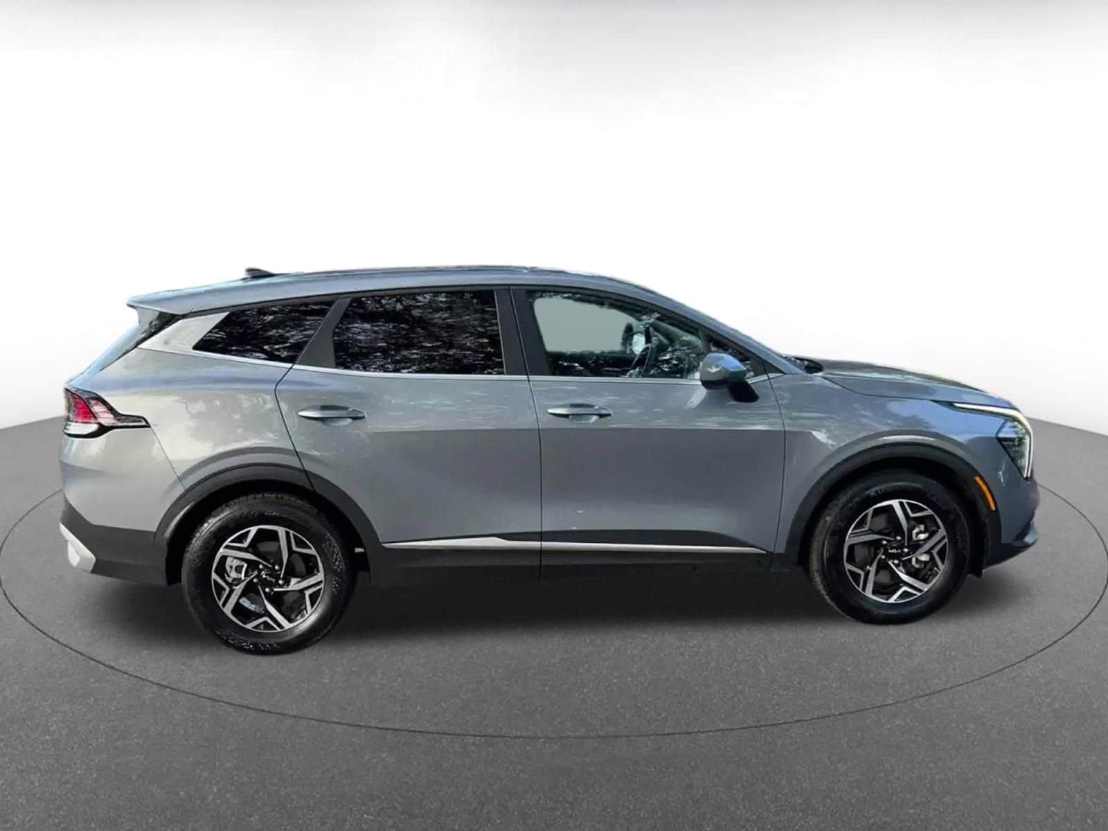 Thumbnail: 2025 Kia Sportage - 16