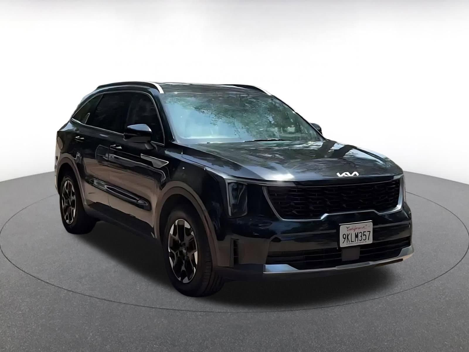Thumbnail: 2024 Kia Sorento - 3