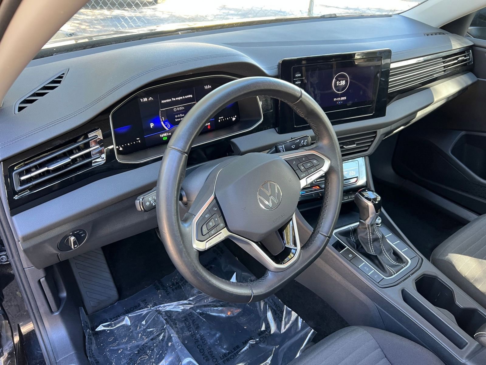 Thumbnail: 2025 Volkswagen Jetta - 29