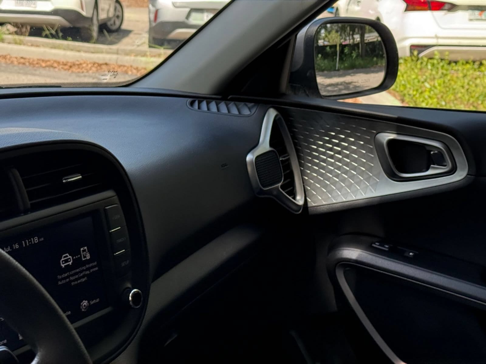 Thumbnail: 2025 Kia Soul - 32