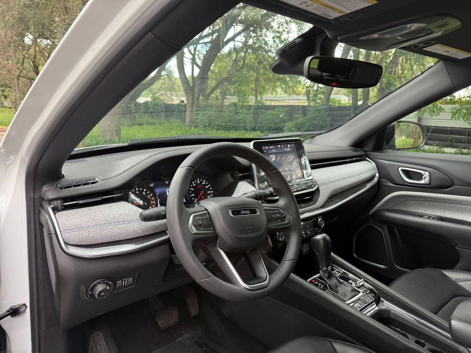 Thumbnail: 2025 Jeep Compass - 27