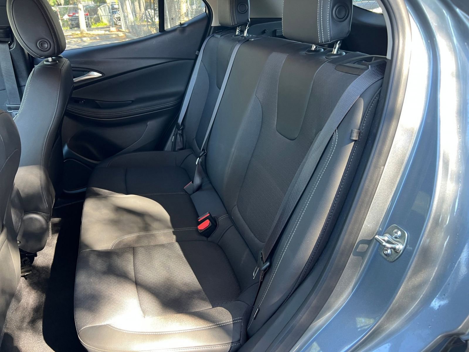 Thumbnail: 2025 Buick Encore GX - 32