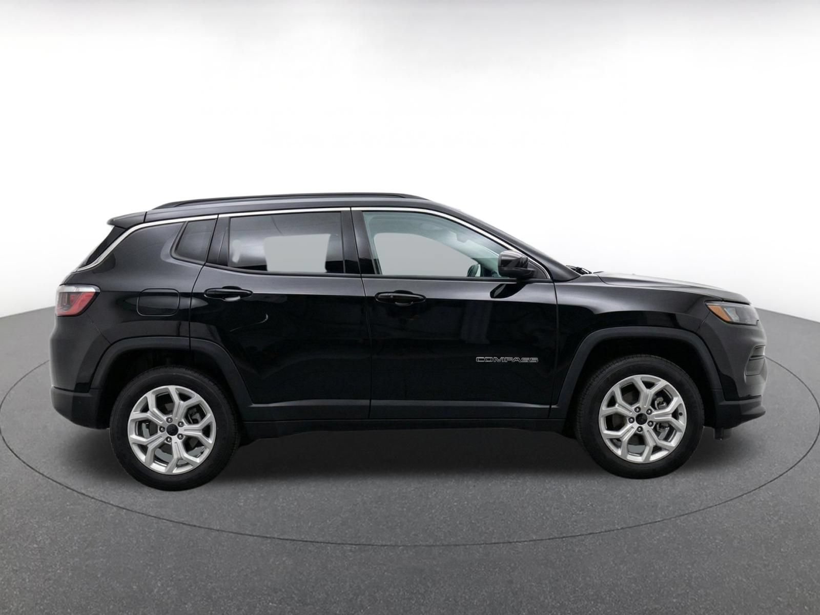Thumbnail: 2025 Jeep Compass - 10