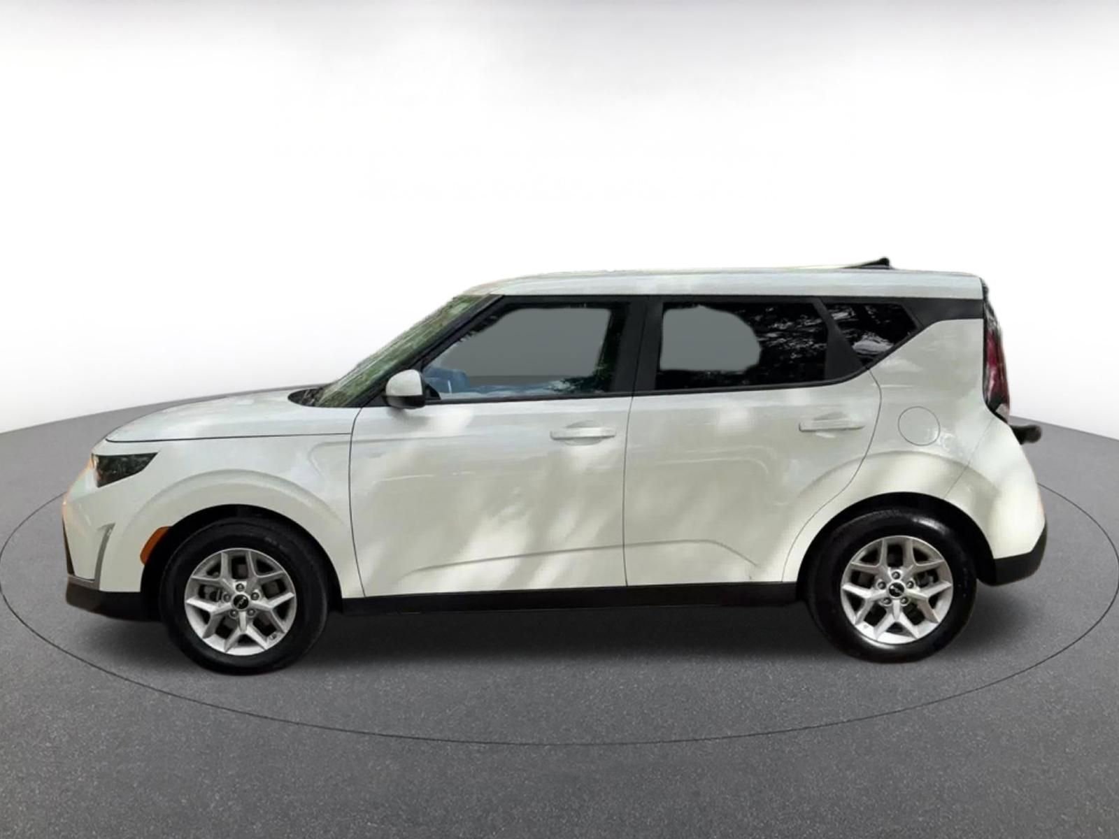 Thumbnail: 2025 Kia Soul - 9