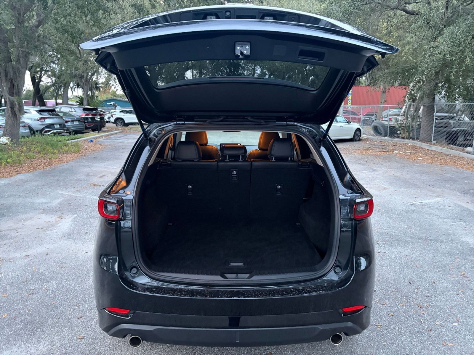 Thumbnail: 2025 Mazda CX-5 - 24