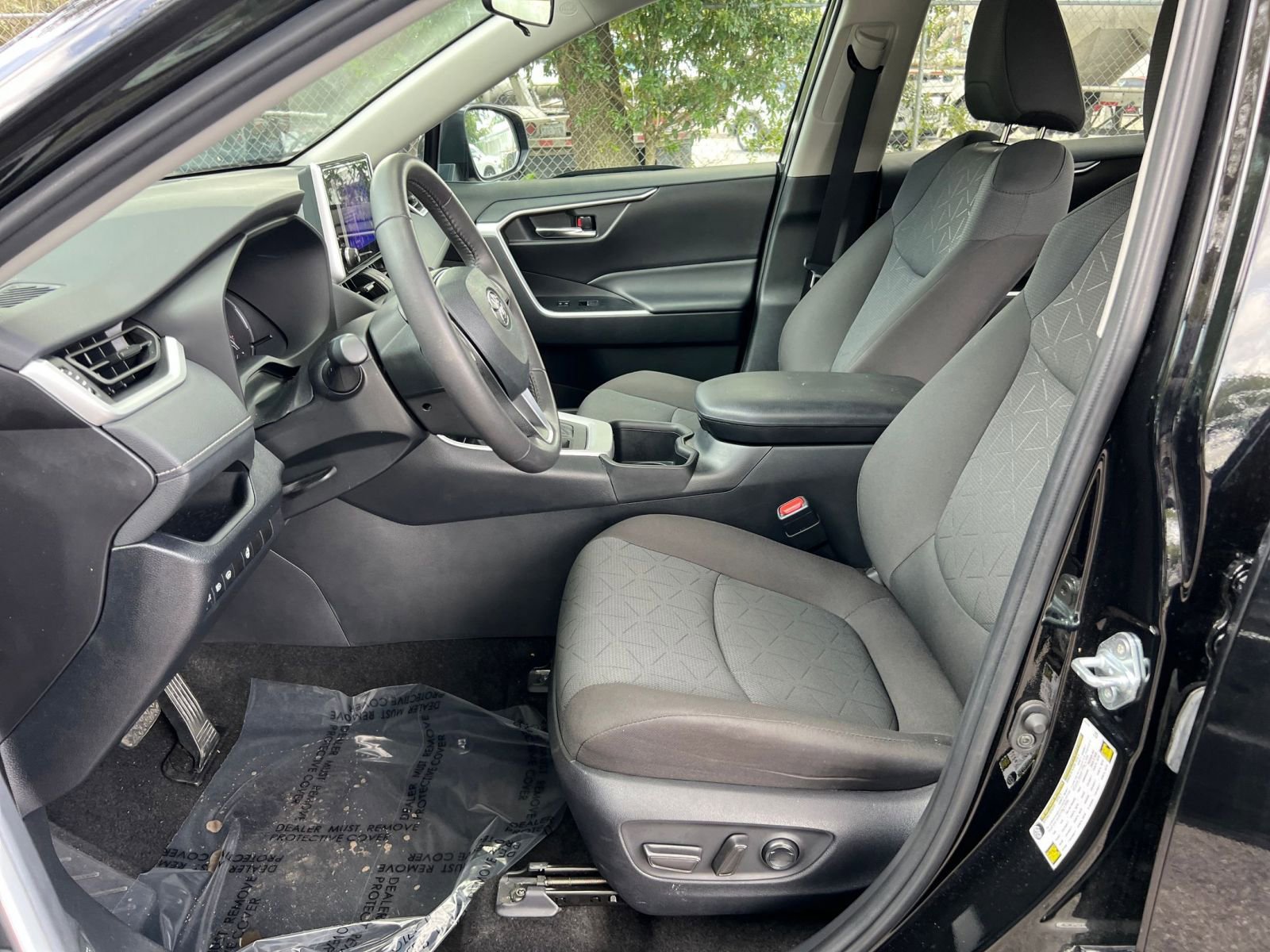 Thumbnail: 2024 Toyota RAV4 - 21