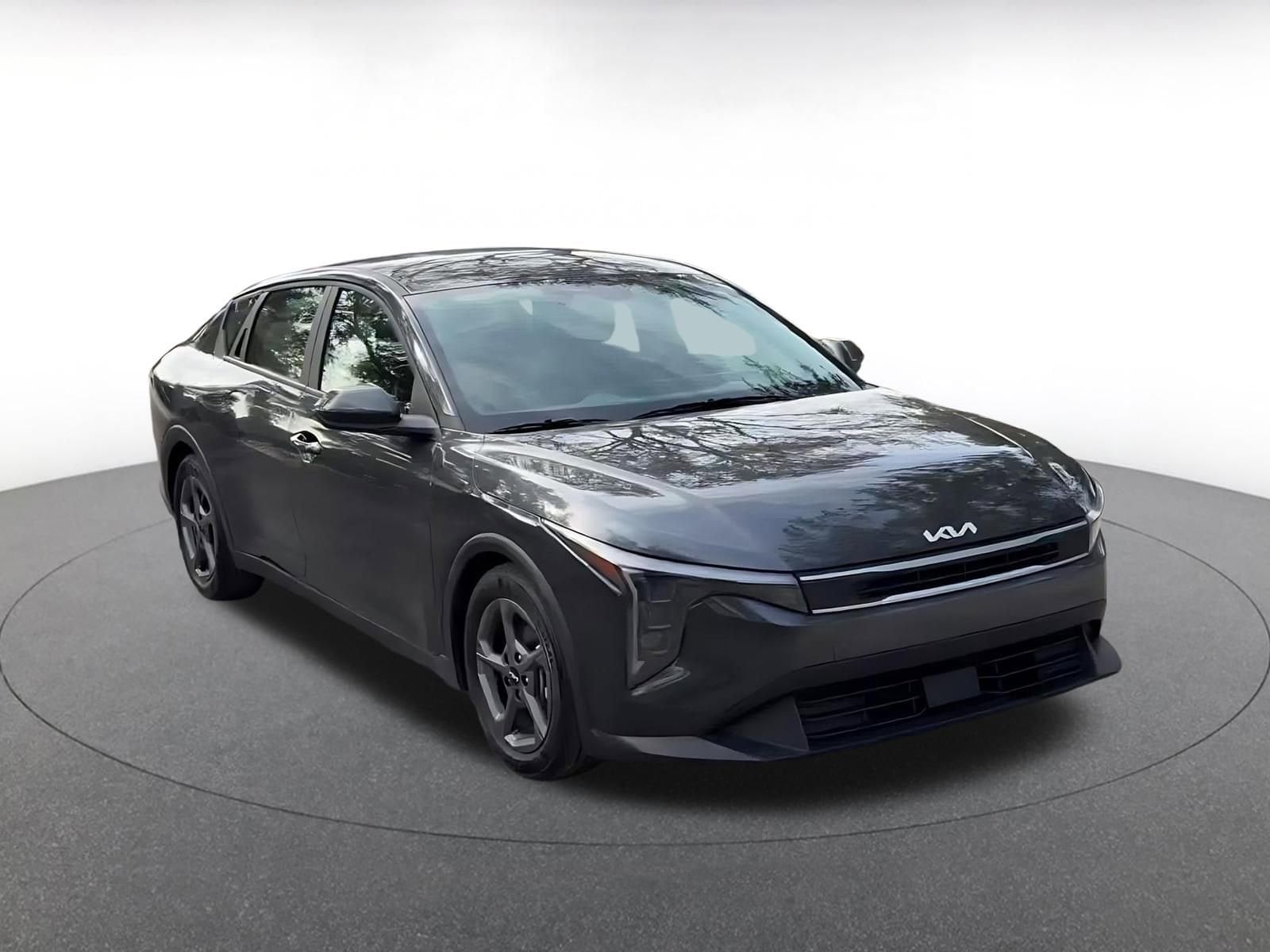 Thumbnail: 2025 Kia K4 - 3